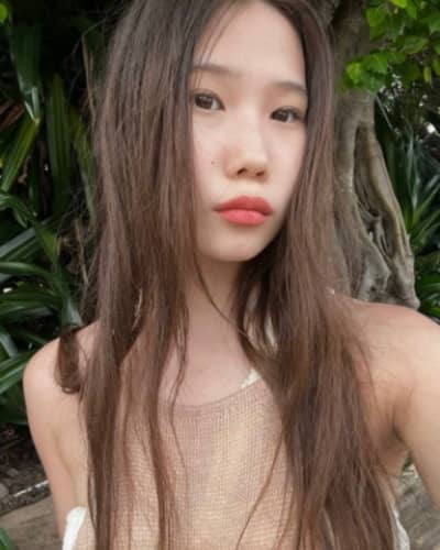 image enhancer - asian girl selfie before