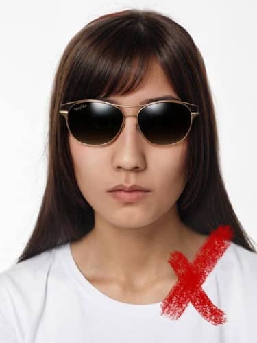 passport photo - bad example asian girl