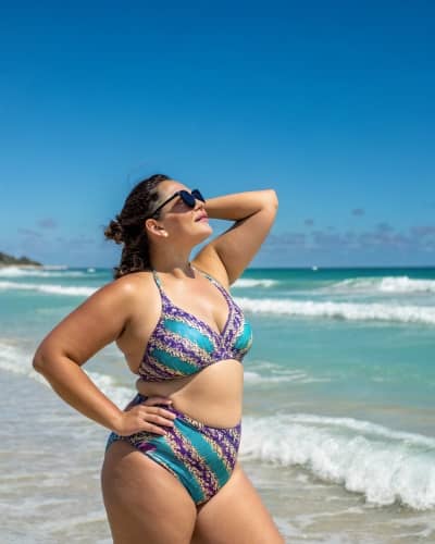 Body Filter slim - woman in swimsuit before