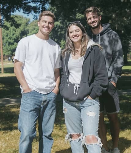 remove people from photos - three friends example before