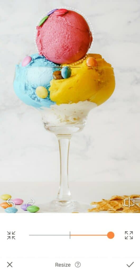 ice cream scoops in a tall glass